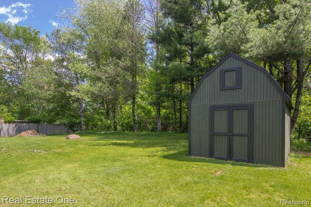 11560 Wells Road Petersburg, MI 49270 - Photo 33 of 35 IMG_6854.jpg