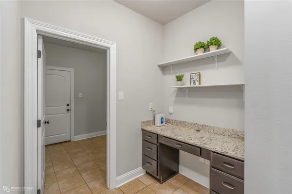 $335,000 | 214 Apalachee Way, Bossier City, LA 71111