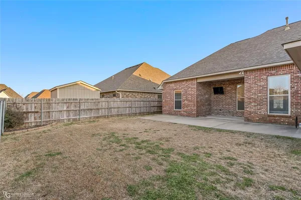 $335,000 | 214 Apalachee Way, Bossier City, LA 71111
