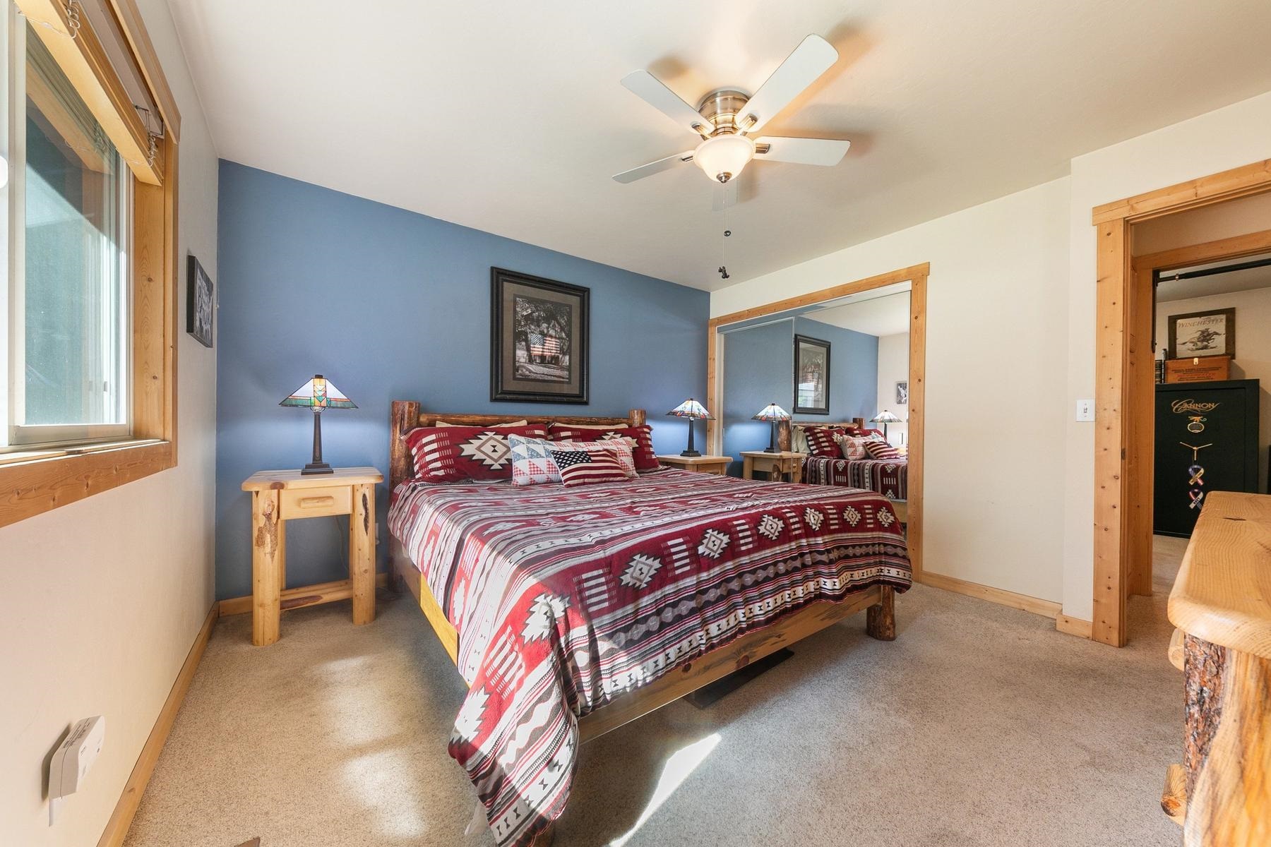 10666 Torrey Pine Road Truckee, CA 96161 - Photo 12 of 21