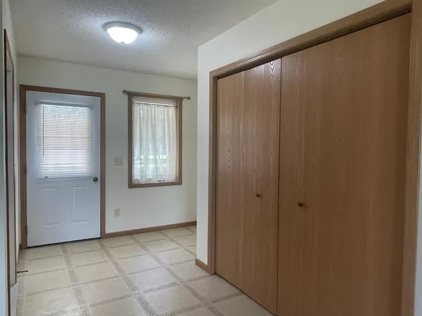 $200,000 | 316 A 2nd Street Northeast, Bertha, MN 56437