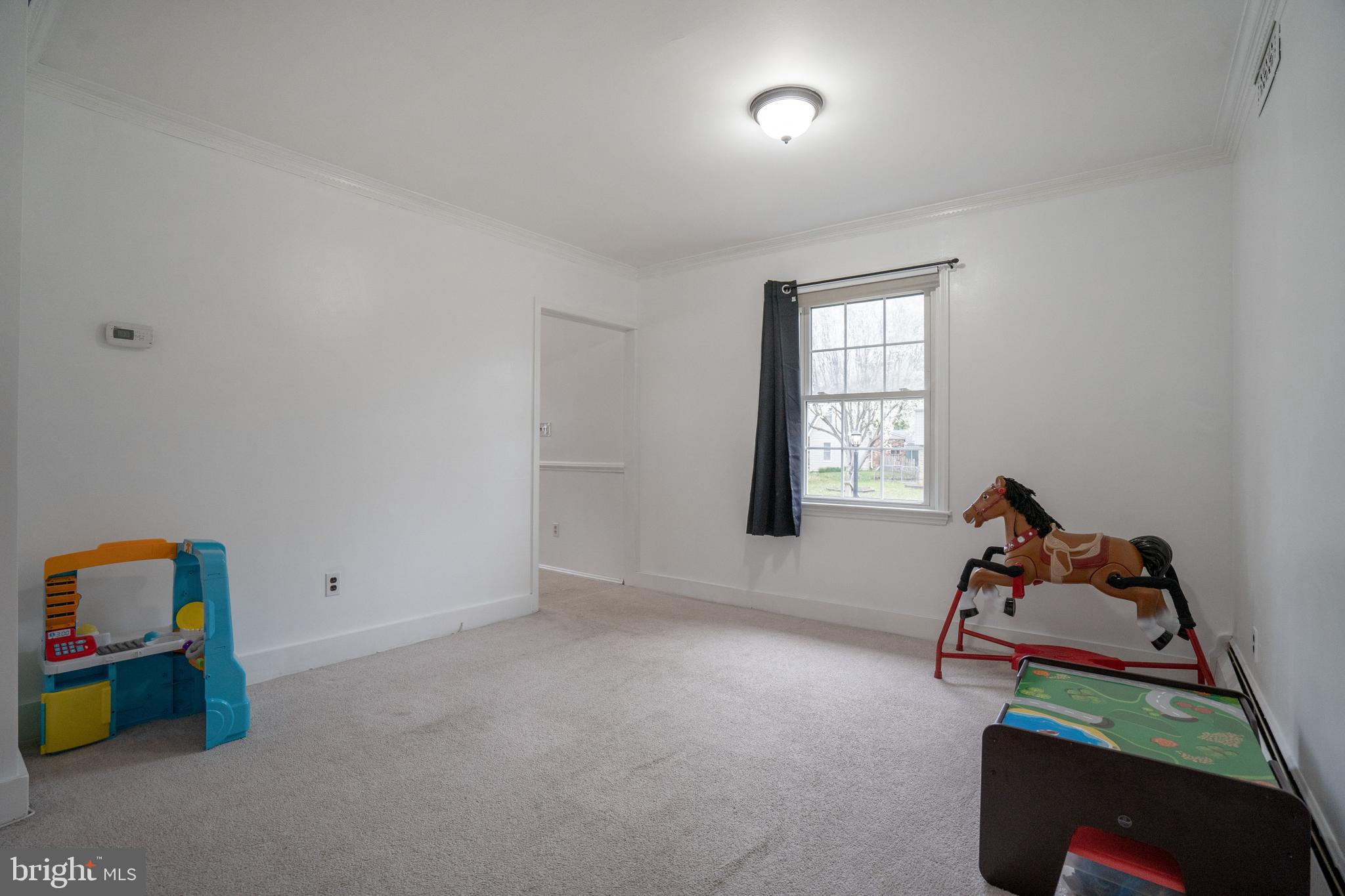 1241 Seven Oaks Road Baltimore, MD 21227 - Photo 14 of 40 Gallery Image 14