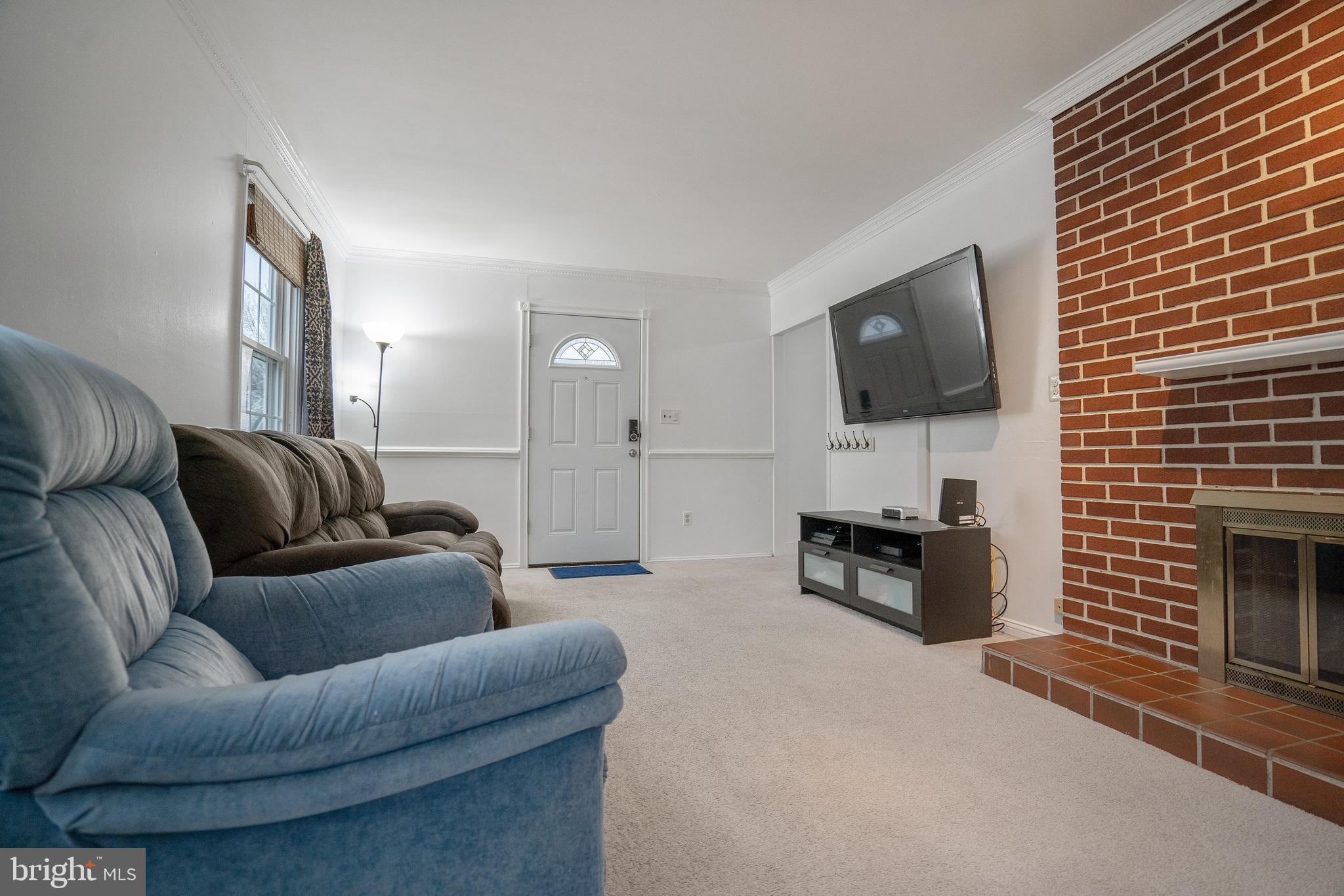 1241 Seven Oaks Road Baltimore, MD 21227 - Photo 16 of 40 Gallery Image 16