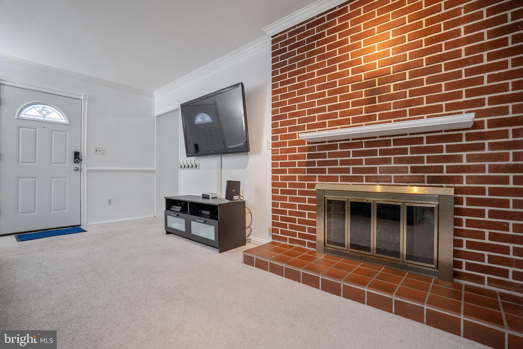 1241 Seven Oaks Road Baltimore, MD 21227 - Photo 18 of 40 Gallery Image 18
