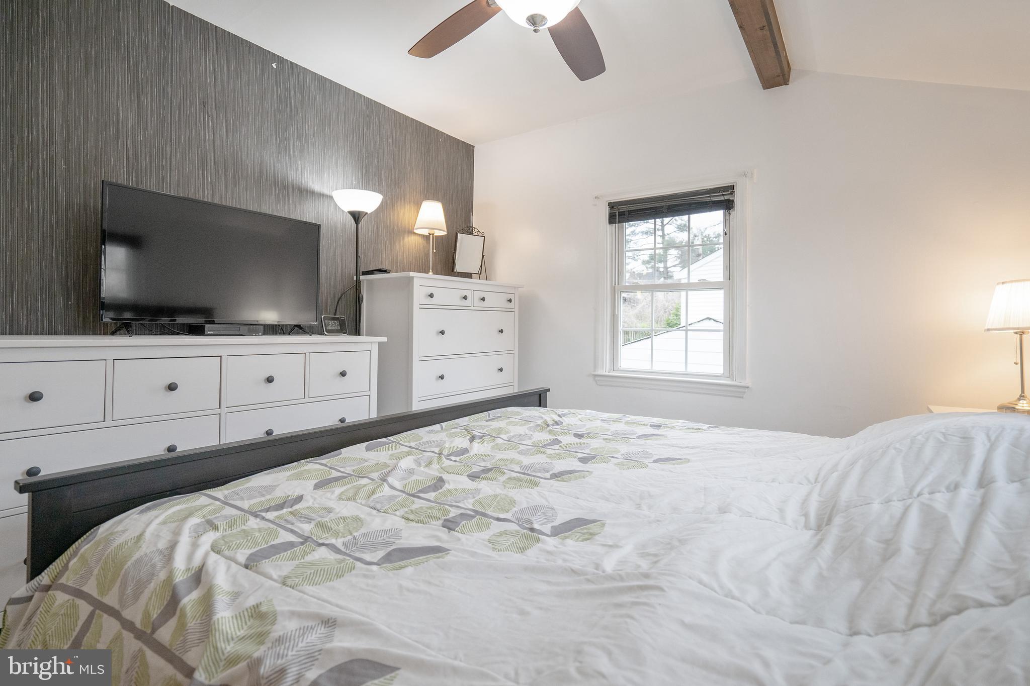 1241 Seven Oaks Road Baltimore, MD 21227 - Photo 27 of 40 Gallery Image 27