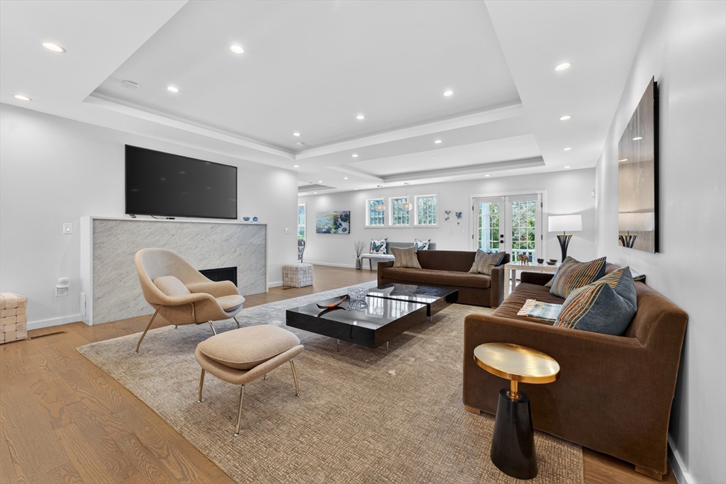 377 Walnut Street, Unit 1 Newton, MA 02460 - Photo 13 of 37