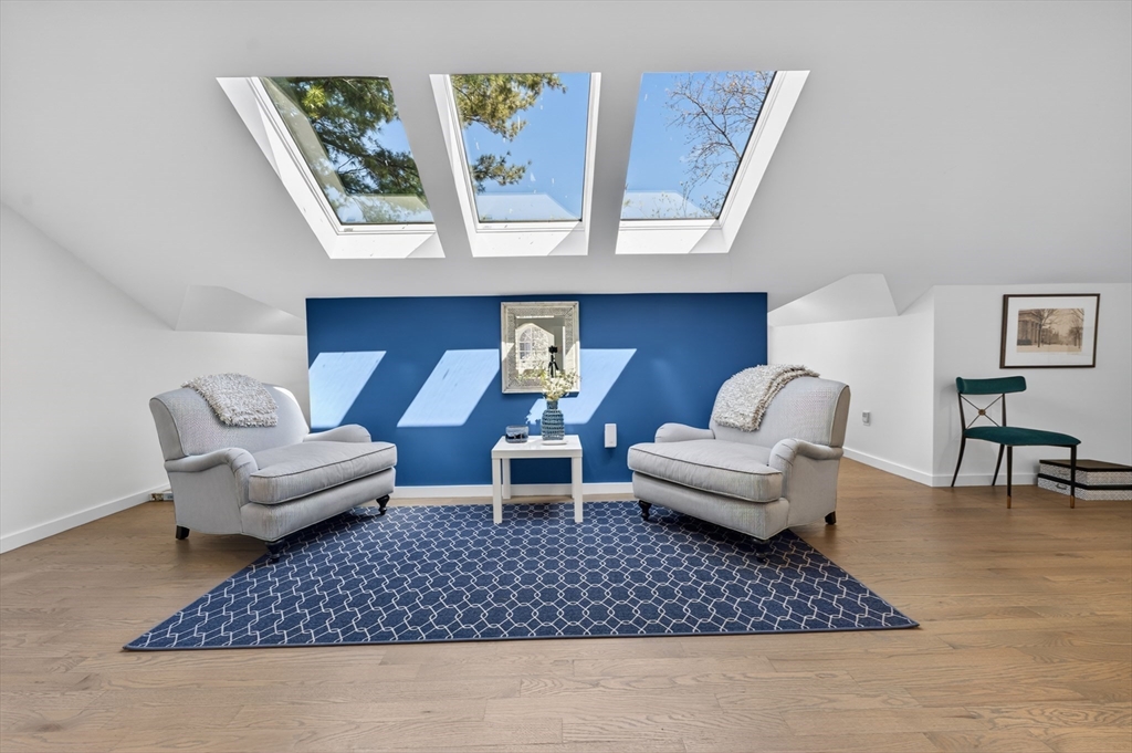 377 Walnut Street, Unit 1 Newton, MA 02460 - Photo 18 of 37