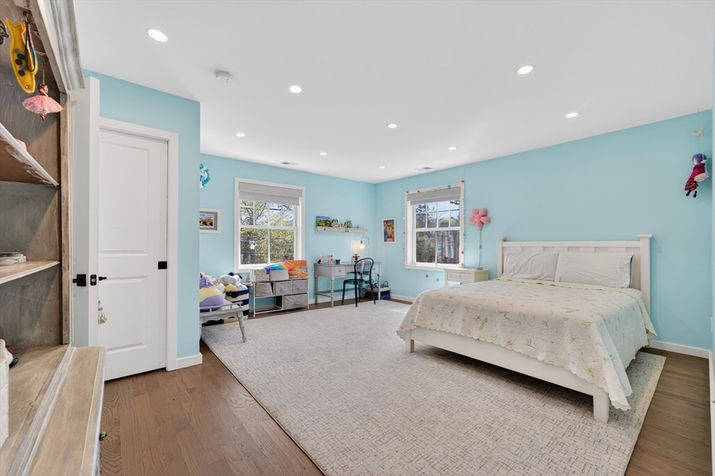 377 Walnut Street, Unit 1 Newton, MA 02460 - Photo 20 of 37