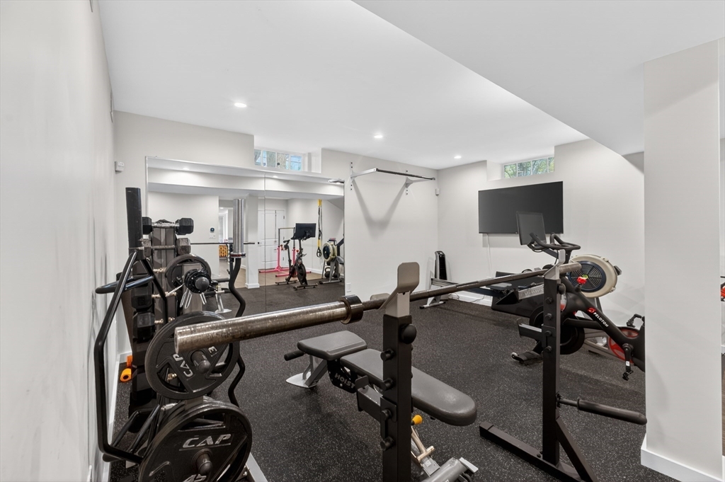377 Walnut Street, Unit 1 Newton, MA 02460 - Photo 25 of 37