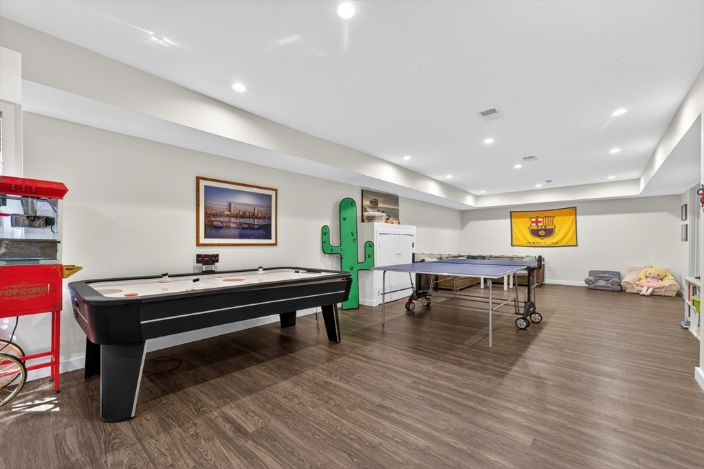 377 Walnut Street, Unit 1 Newton, MA 02460 - Photo 27 of 37