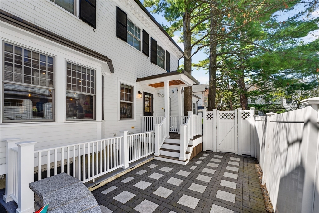 377 Walnut Street, Unit 1 Newton, MA 02460 - Photo 30 of 37