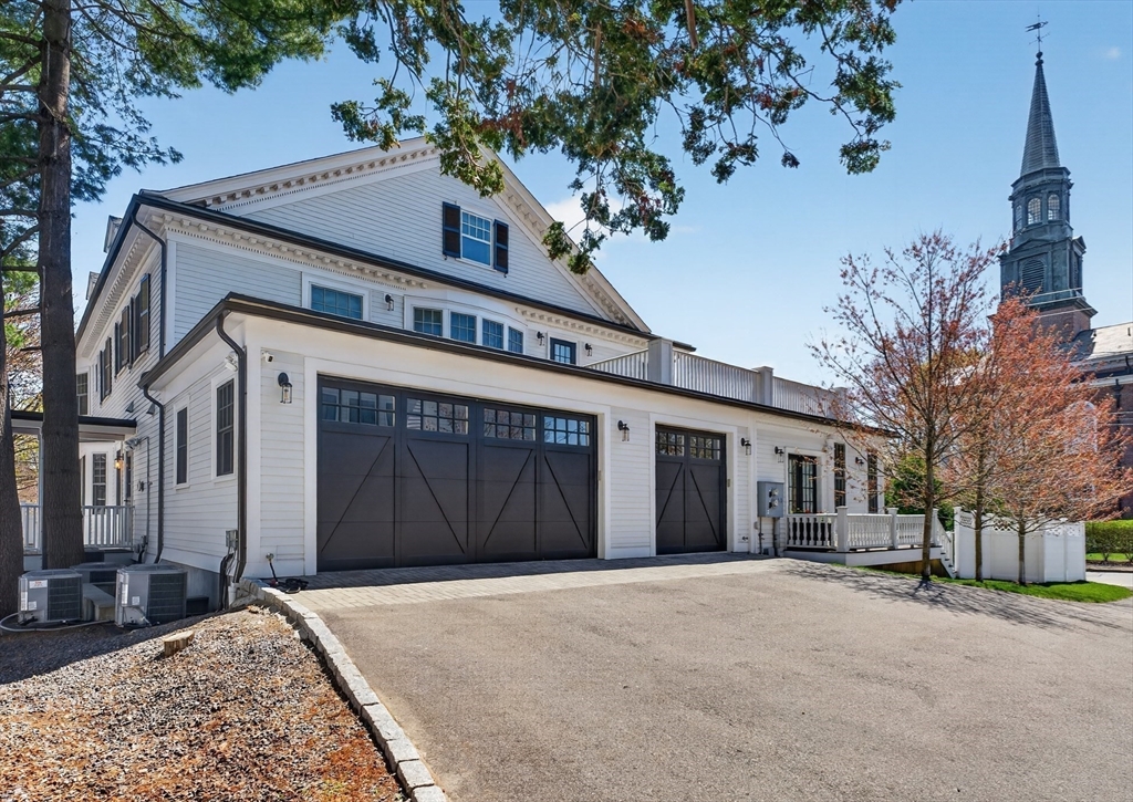 377 Walnut Street, Unit 1 Newton, MA 02460 - Photo 32 of 37