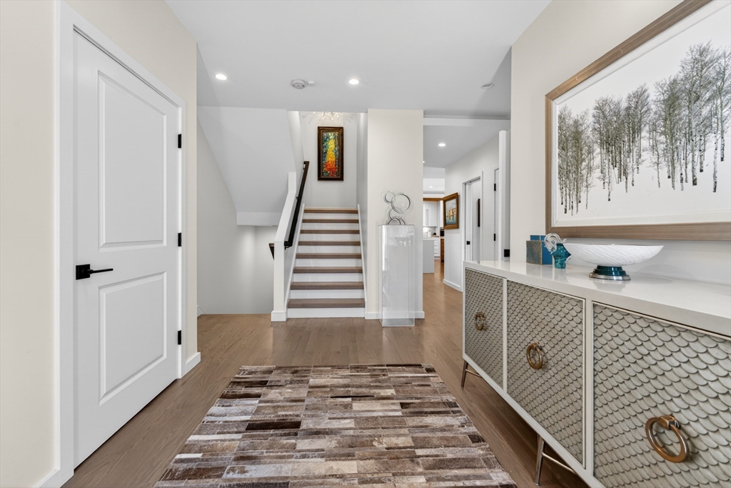 377 Walnut Street, Unit 1 Newton, MA 02460 - Photo 4 of 37