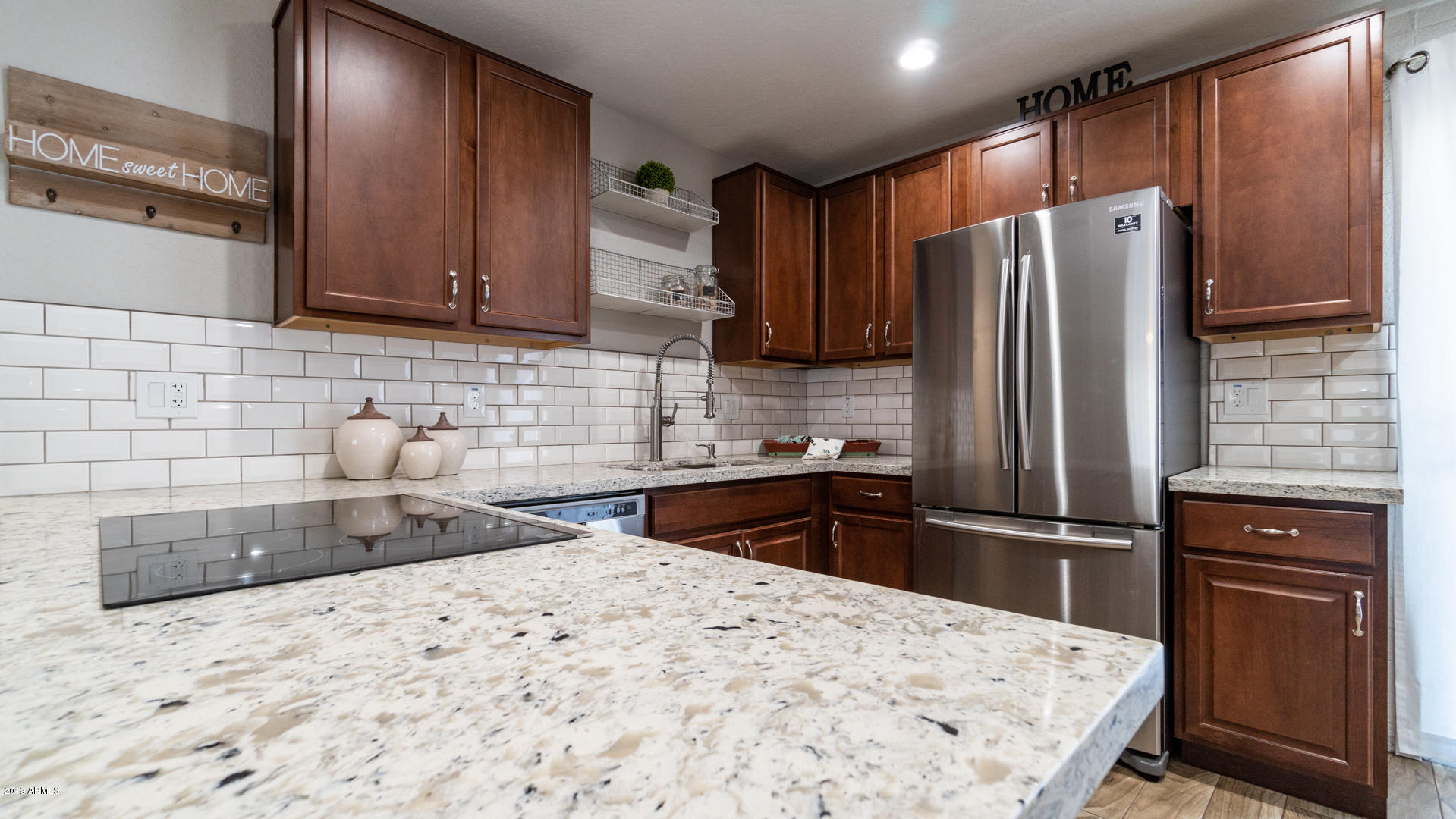 1628 West Maldonado Road Phoenix, AZ 85041 - Photo 5 of 21 Kitchen2