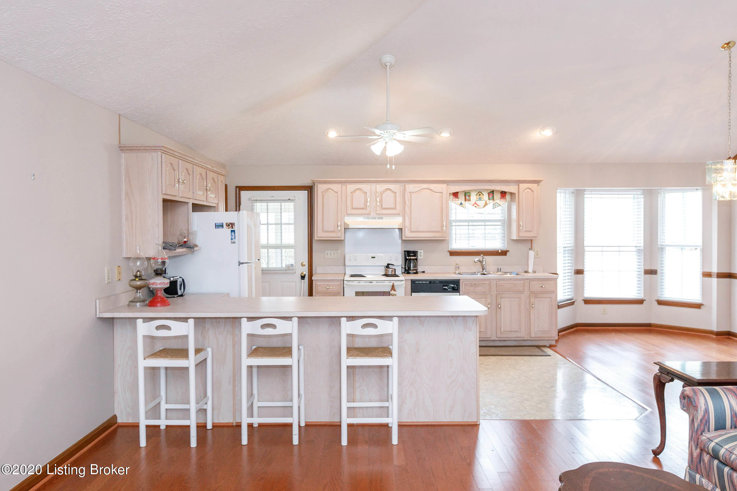 2974 Zoneton Road Shepherdsville, KY 40165 - Photo 12 of 45 0018