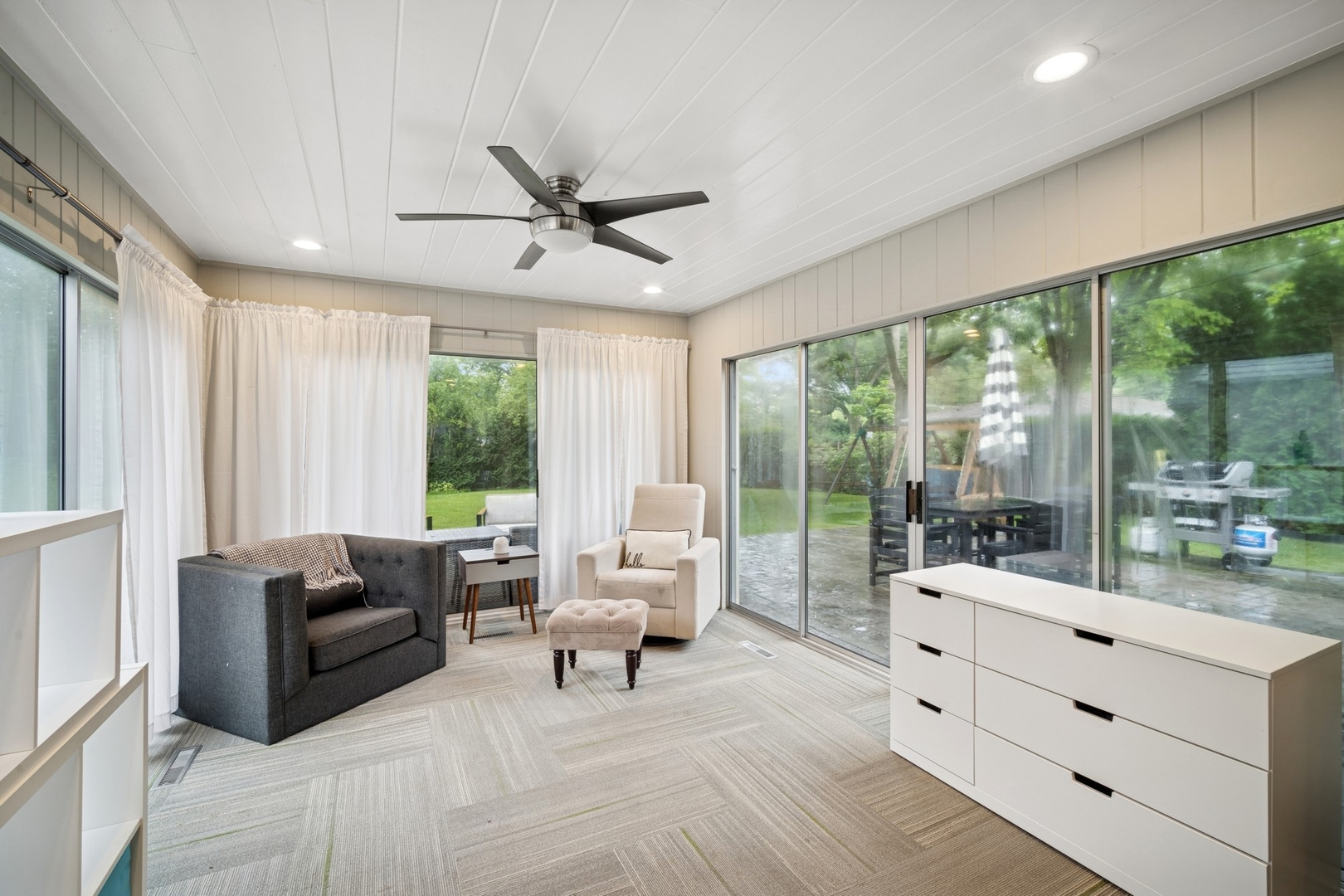 505 Pine Court Lake Bluff, IL 60044 - Photo 5 of 29 a living room with furniture and large windows