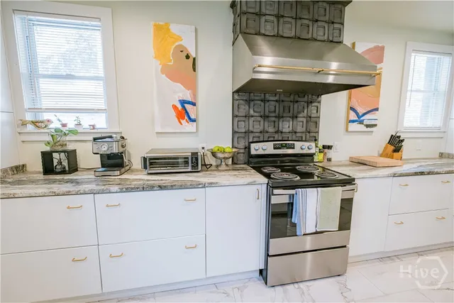 $575,000 | 607 Virginia Avenue, Savannah, GA 31404