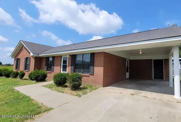 $179,000 | 56 T&D Road, Leland, MS 38756