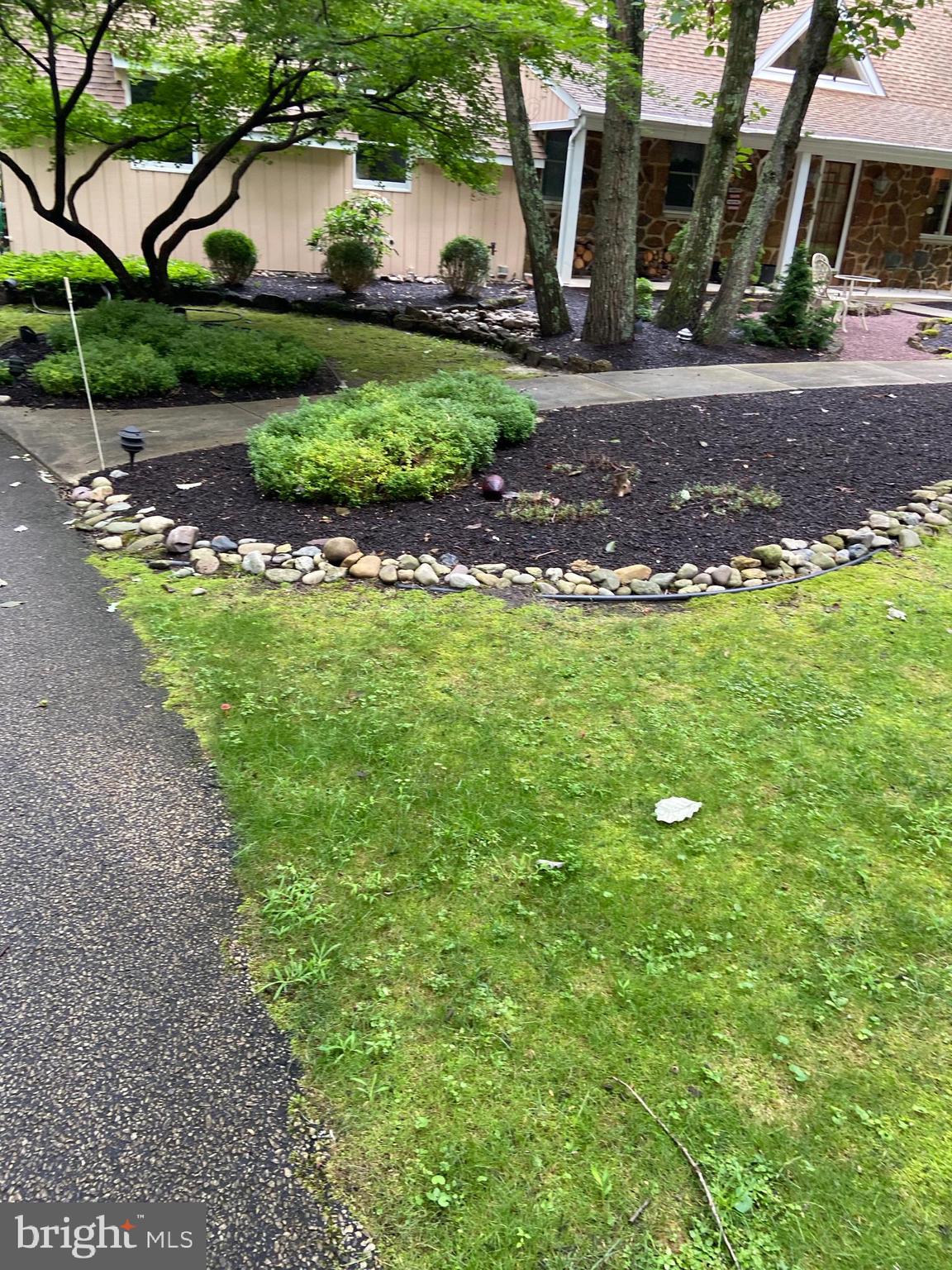 1371 Stokes Road Medford, NJ 08055 - Photo 2 of 9 driveway
