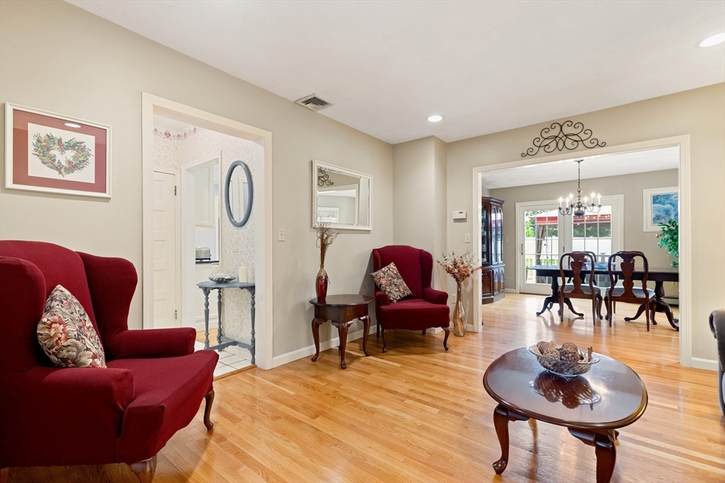15 Garden Road Stoneham, MA 02180 - Photo 17 of 42