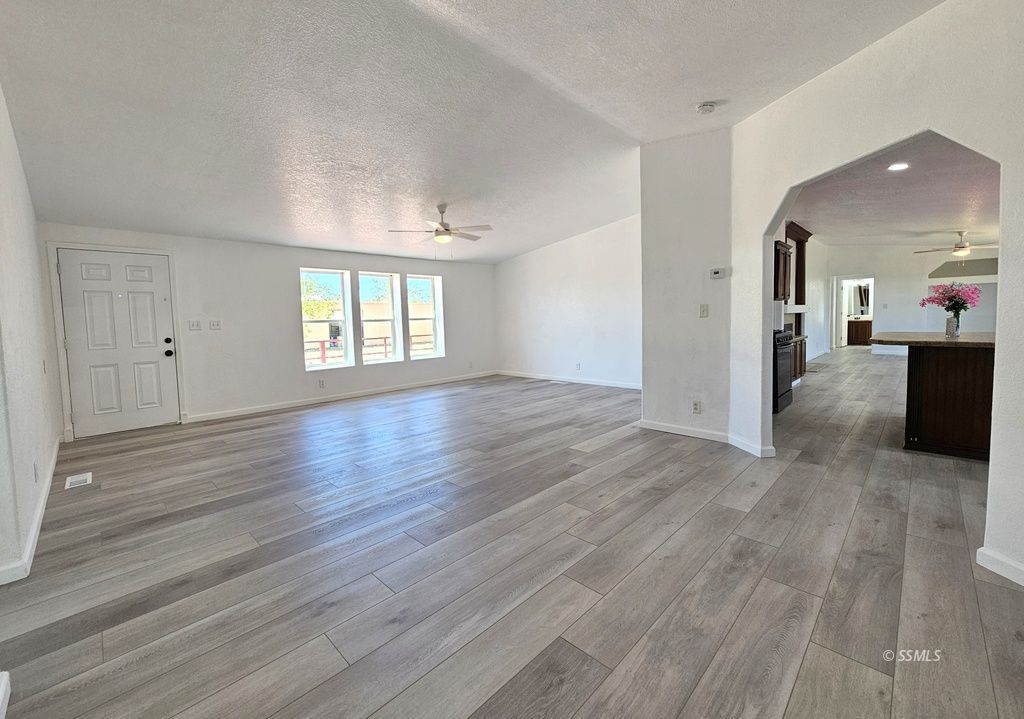 1320 West Benson Avenue Ridgecrest, CA 93555 - Photo 15 of 35 Gallery Image 15