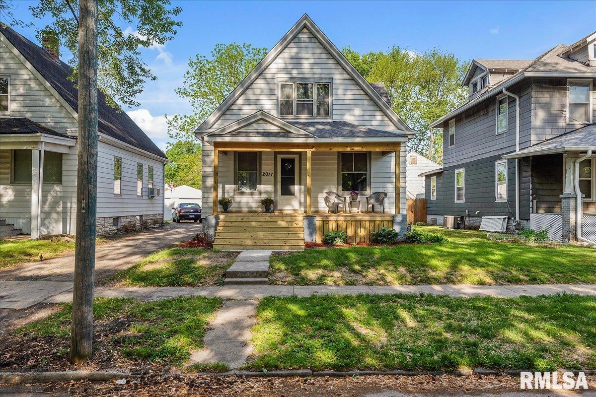 2017 South Spring Street Springfield, IL 62704 - Photo 1 of 13