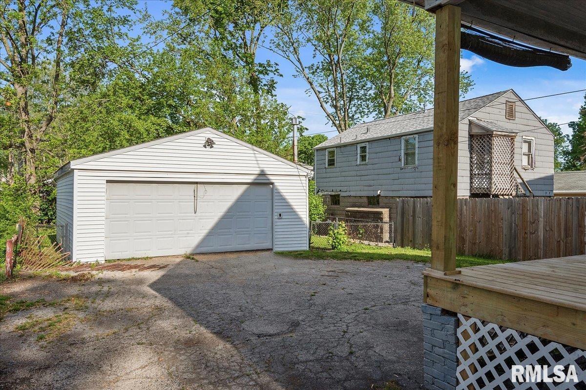 2017 South Spring Street Springfield, IL 62704 - Photo 12 of 13