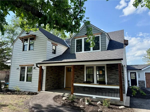 $325,000 | 200 East Main Street, Osawatomie, KS 66064