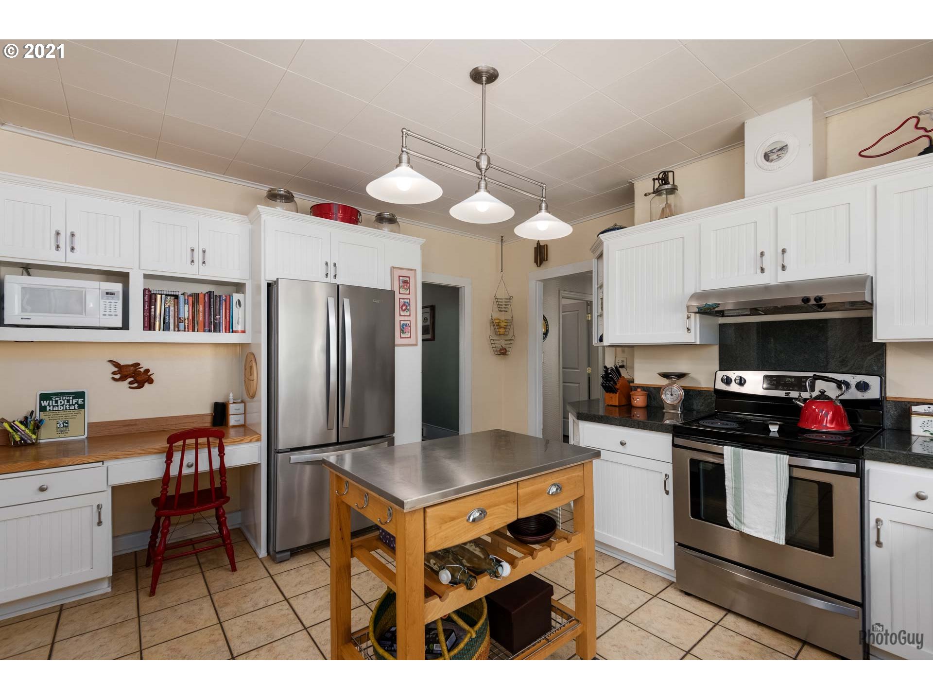 32481 Howard Loop Cottage Grove, OR 97424 - Photo 17 of 32 Gallery Image 17