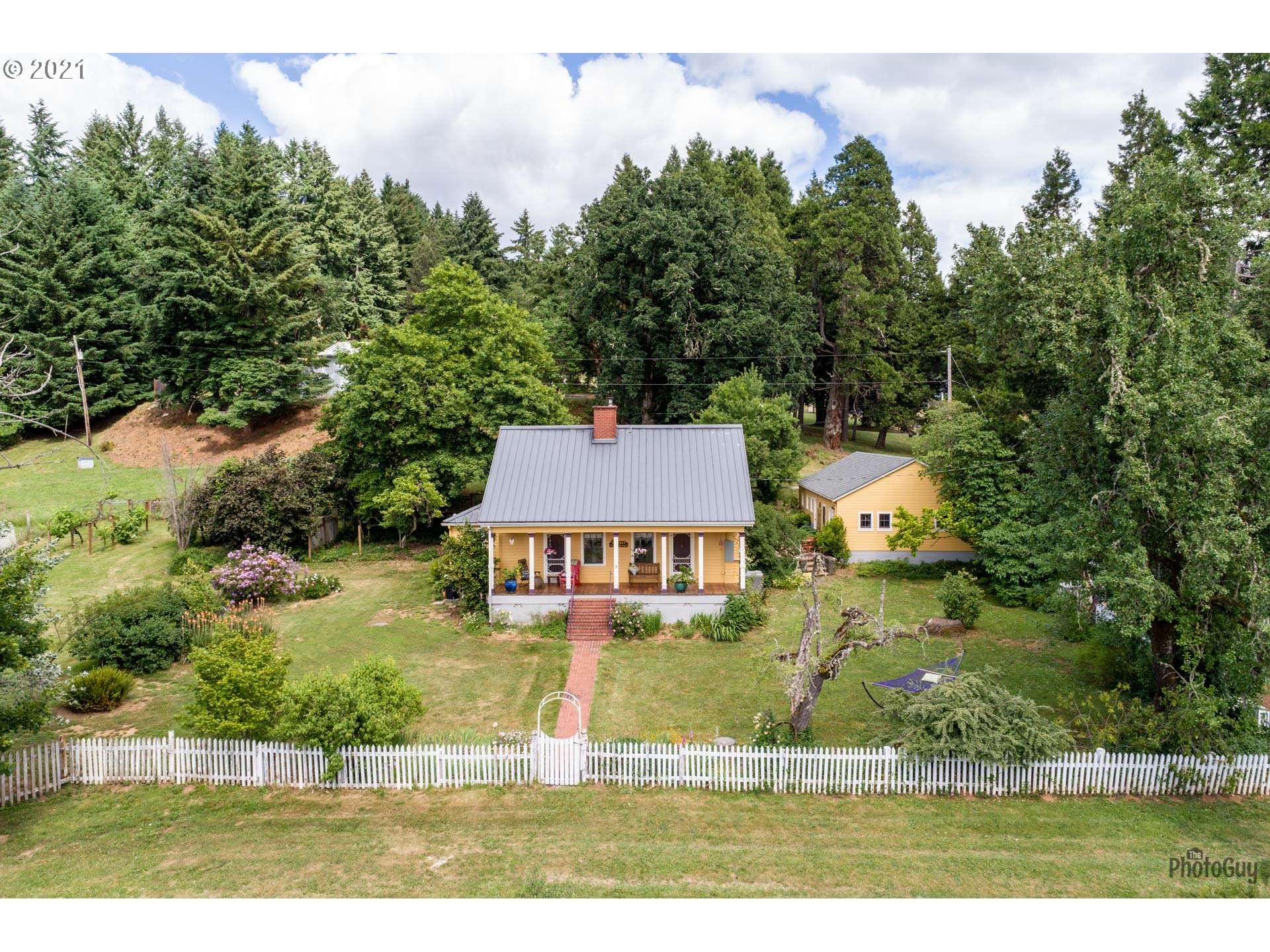 32481 Howard Loop Cottage Grove, OR 97424 - Photo 31 of 32 Gallery Image 31