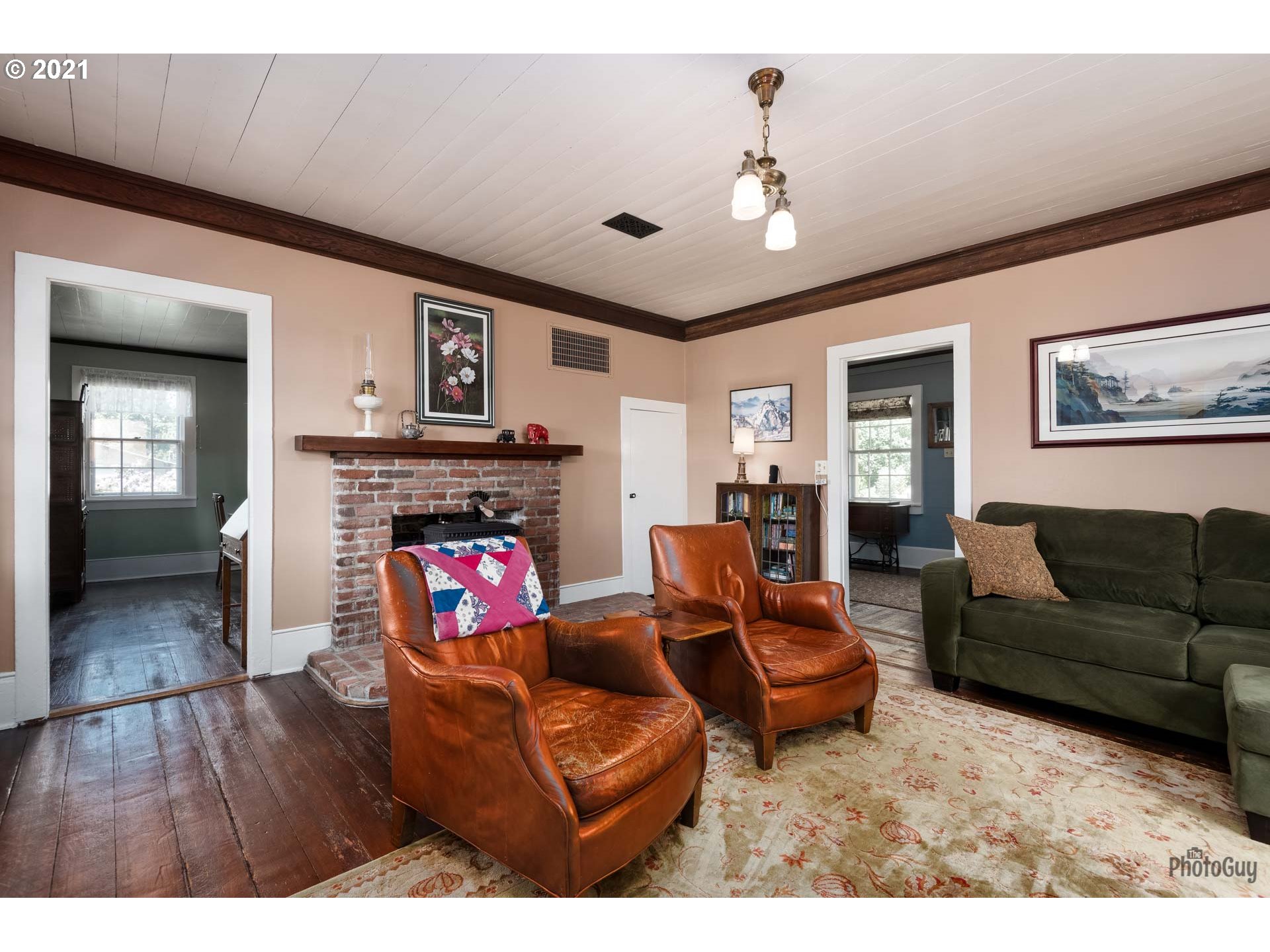 32481 Howard Loop Cottage Grove, OR 97424 - Photo 8 of 32 Gallery Image 8