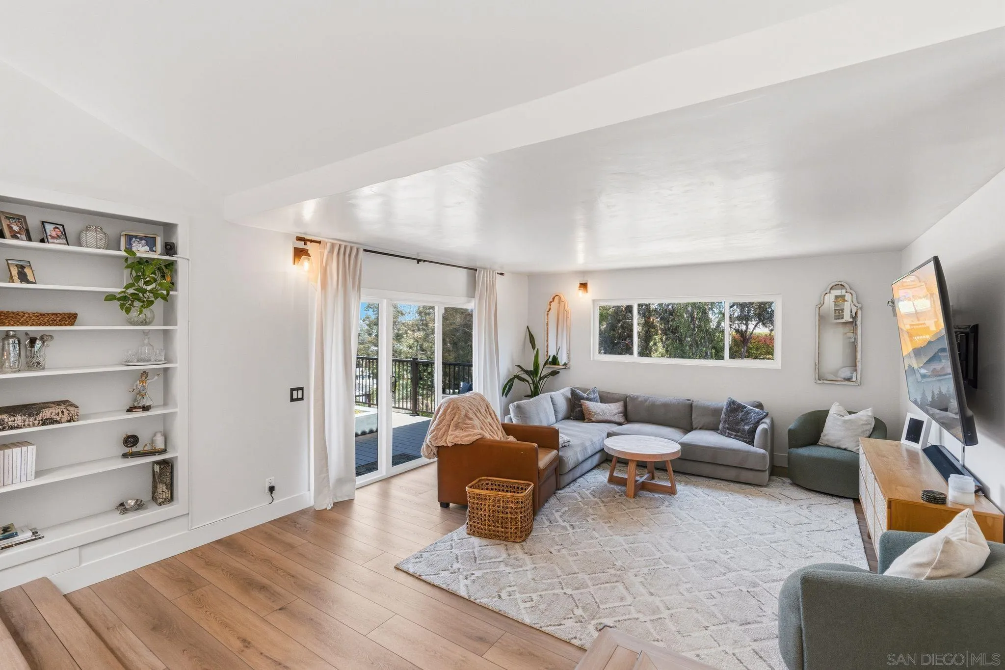 3540 Ridgecrest Drive Carlsbad, CA 92008 - Photo 13 of 41