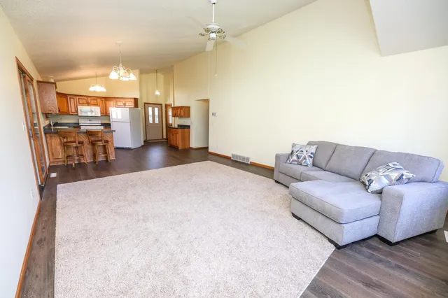 $309,900 | 1268 Westbrook Circle, Alexandria, MN 56308