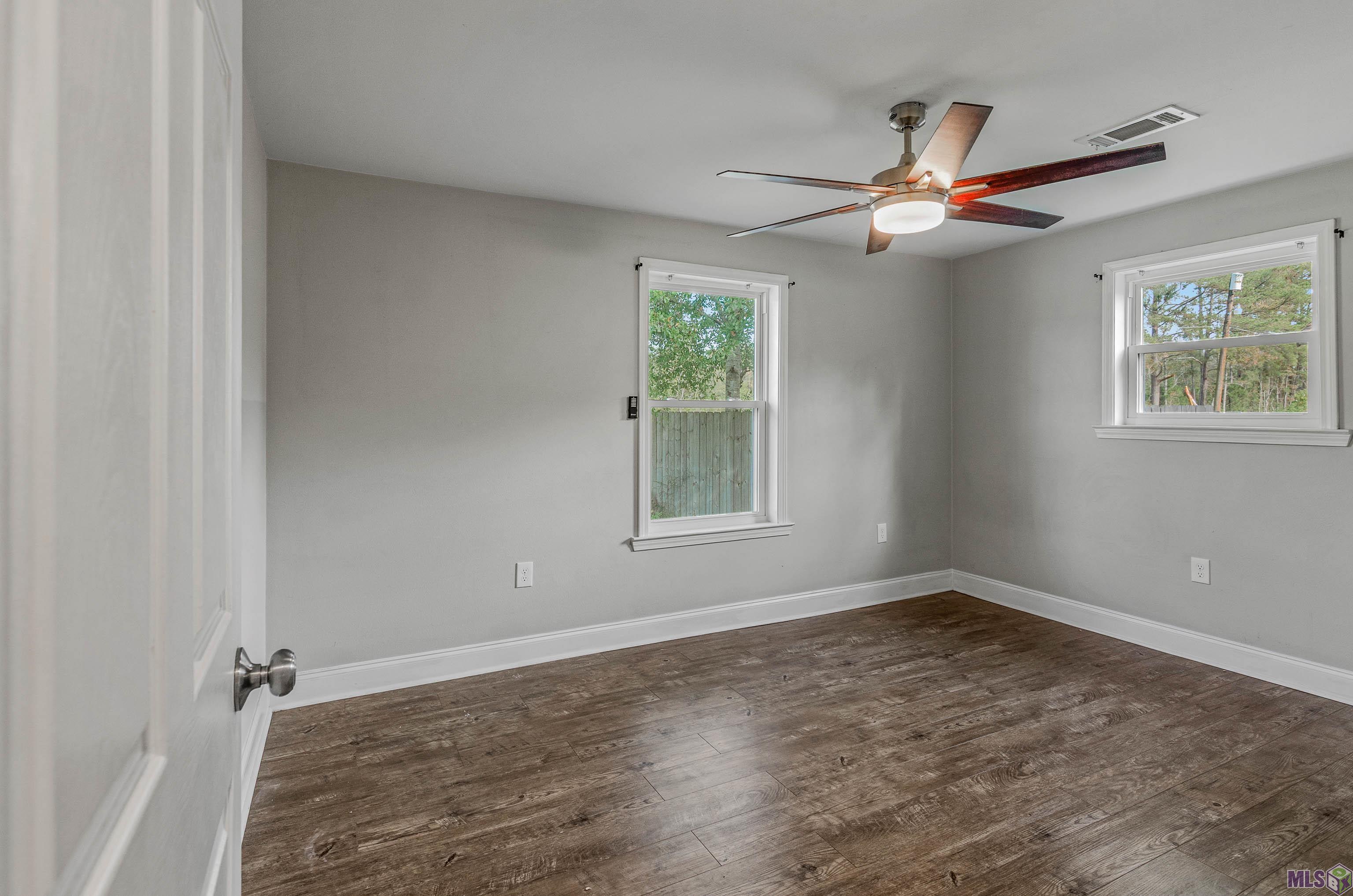 11274 Arnold Road Denham Springs, LA 70726 - Photo 12 of 24 Bedroom 2