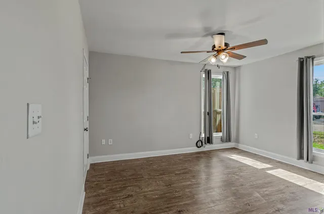 $295,000 | 11274 Arnold Road, Denham Springs, LA 70726