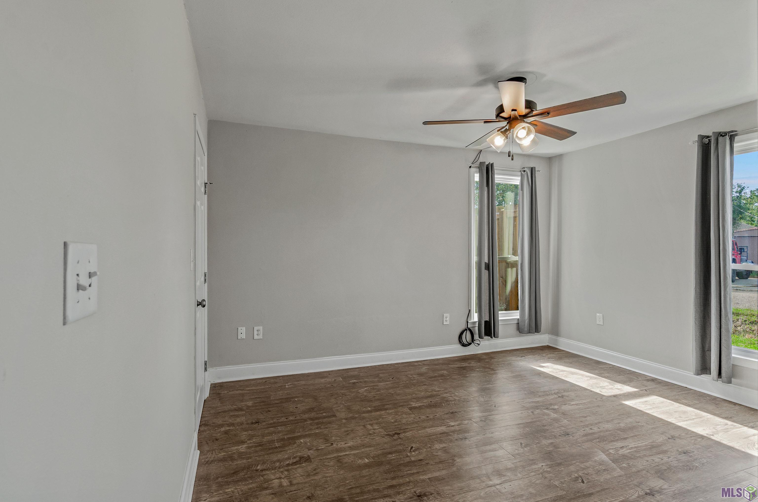 11274 Arnold Road Denham Springs, LA 70726 - Photo 17 of 24 Bedroom 5