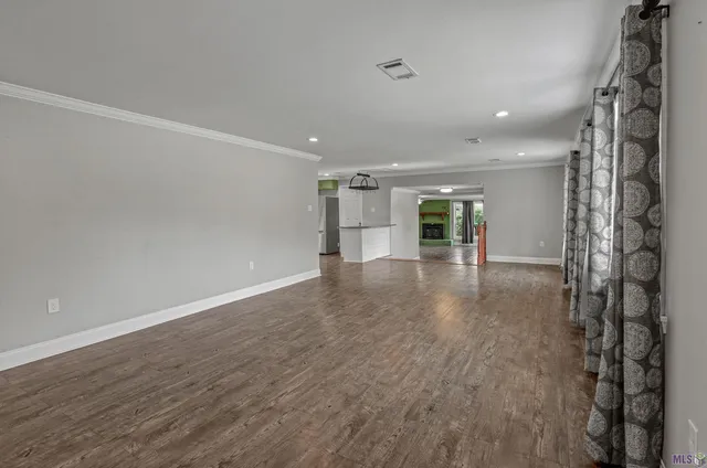 $295,000 | 11274 Arnold Road, Denham Springs, LA 70726