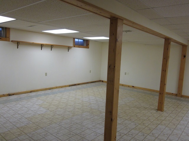 208 Linder Lane Rochelle, IL 61068 - Photo 21 of 25 a view of an empty room