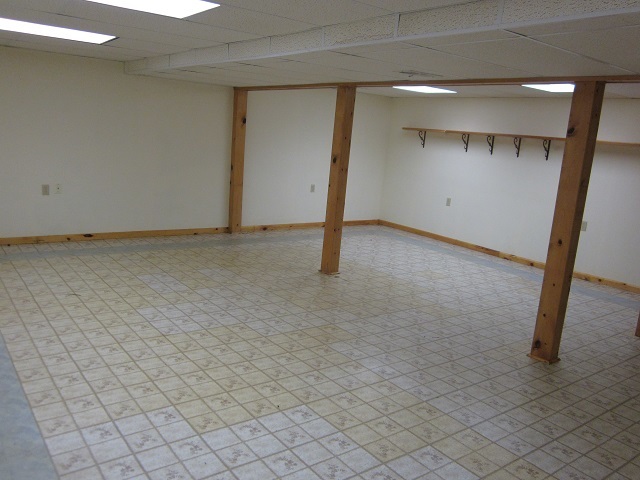 208 Linder Lane Rochelle, IL 61068 - Photo 22 of 25