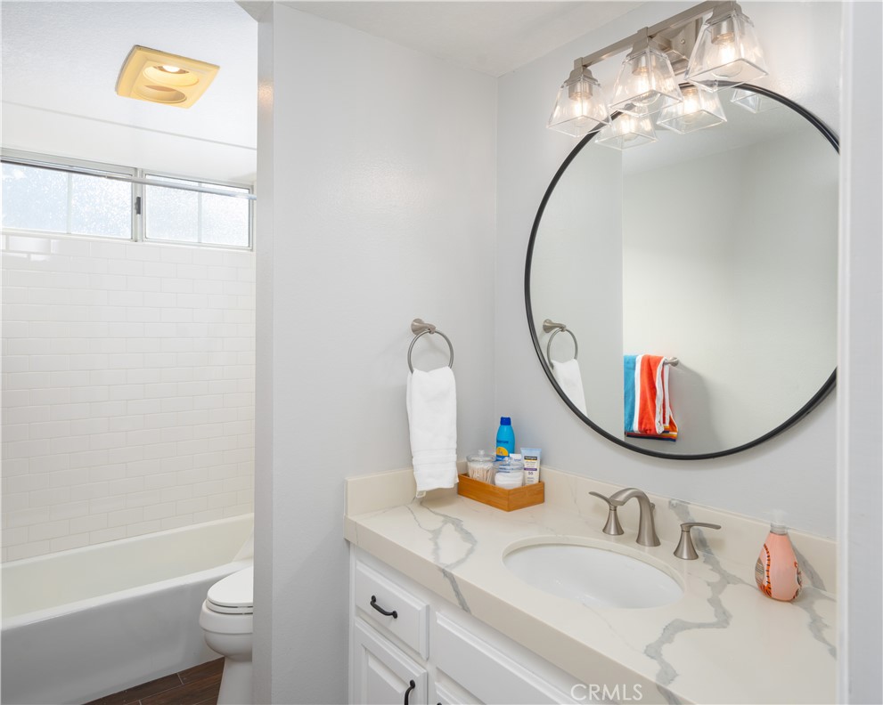 1806 Carnegie Lane, Unit B Redondo Beach, CA 90278 - Photo 21 of 33