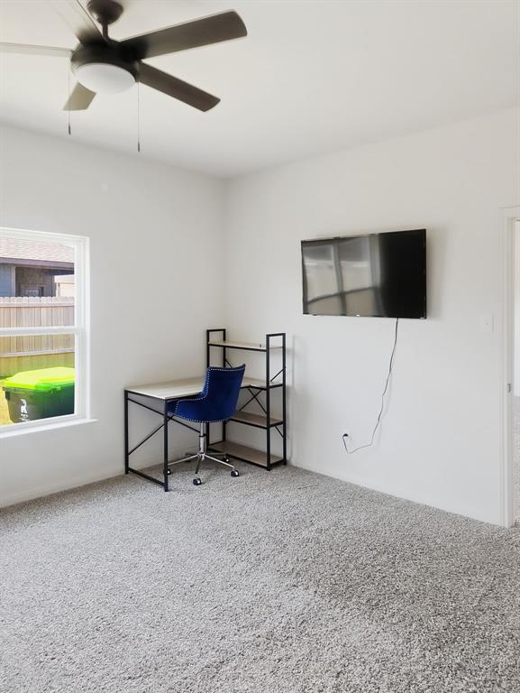 8125 White Sulphur Road Ponder, TX 76259 - Photo 7 of 18 Gallery Image 7