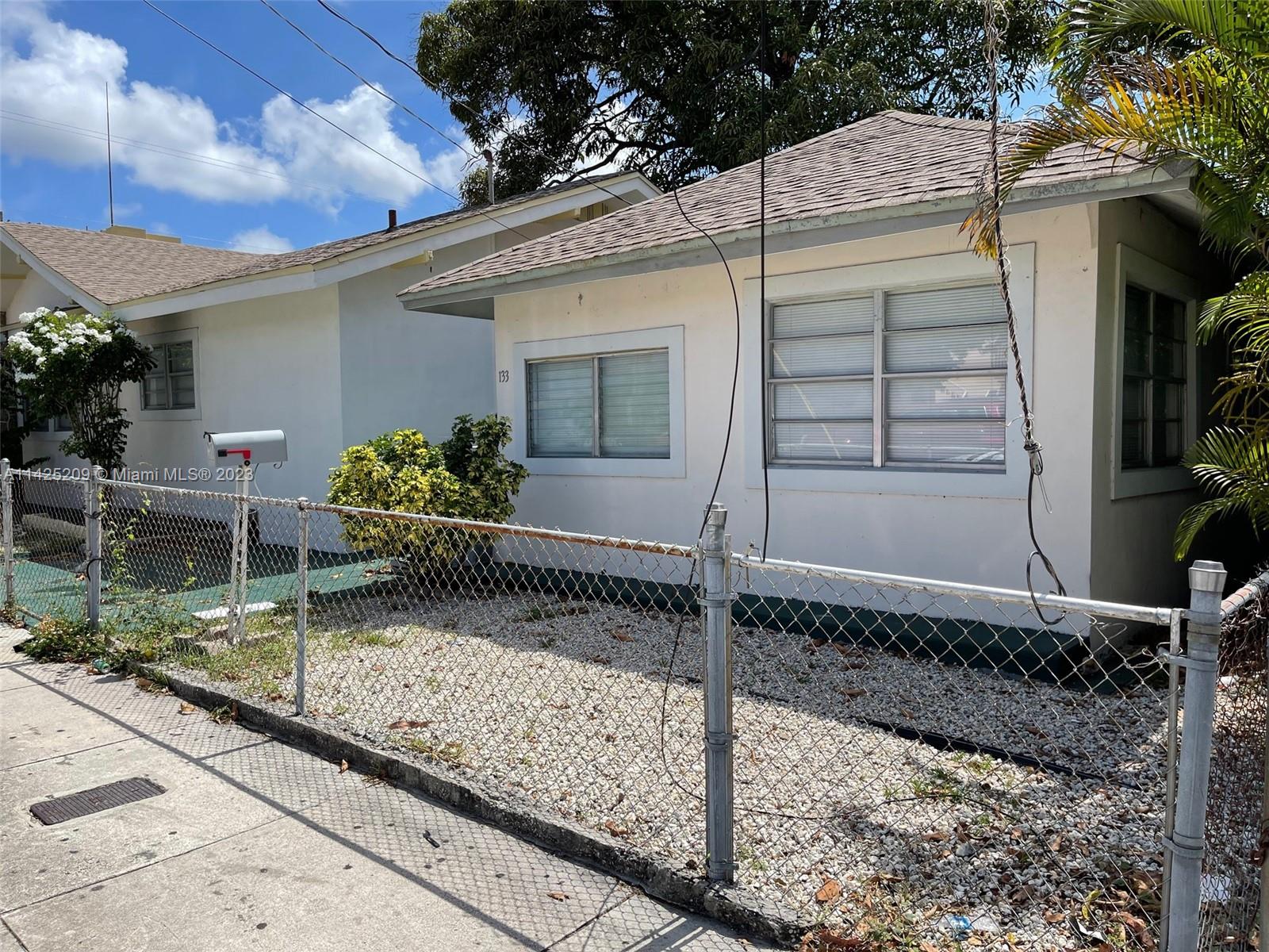 994 Northwest 2nd Street Miami, FL 33128 - Photo 10 of 14