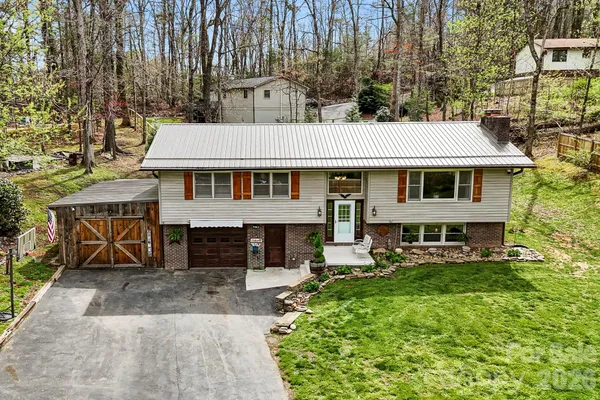 $499,000 | 150 Timberlane Drive, Etowah, NC 28729