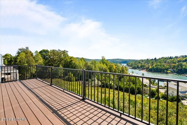 $342,000 | 150 East Hbr Vw Lane, La Follette, TN 37766