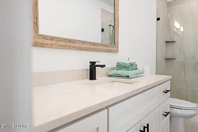 $342,000 | 150 East Hbr Vw Lane, La Follette, TN 37766