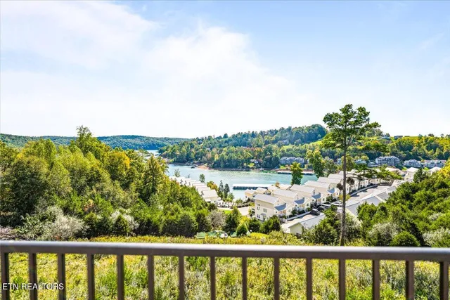 $342,000 | 150 East Hbr Vw Lane, La Follette, TN 37766