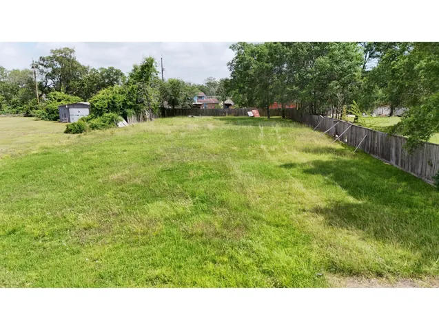 $150,000 | 2720 Red Bluff Road, Seabrook, TX 77586