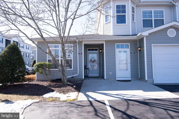 $370,000 | 34673 Villa Circle, Unit 301, Lewes, DE 19958