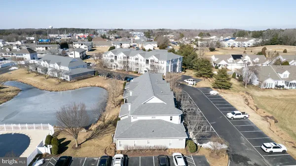 $370,000 | 34673 Villa Circle, Unit 301, Lewes, DE 19958