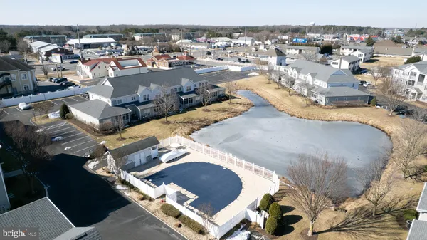 $370,000 | 34673 Villa Circle, Unit 301, Lewes, DE 19958